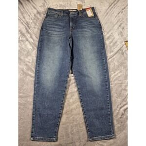 NWT Levi's High Waisted Mom Tapered Jeans Size 31 Blue Medium Wash Denim Stretch